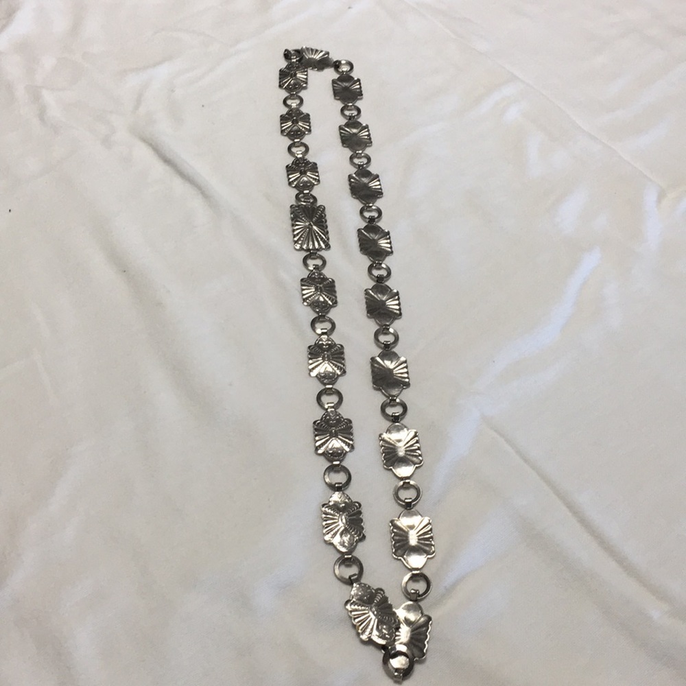 Woman’s belt